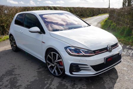 VOLKSWAGEN GOLF 2.0 TSI GTI Performance Euro 6 (s/s) 3dr